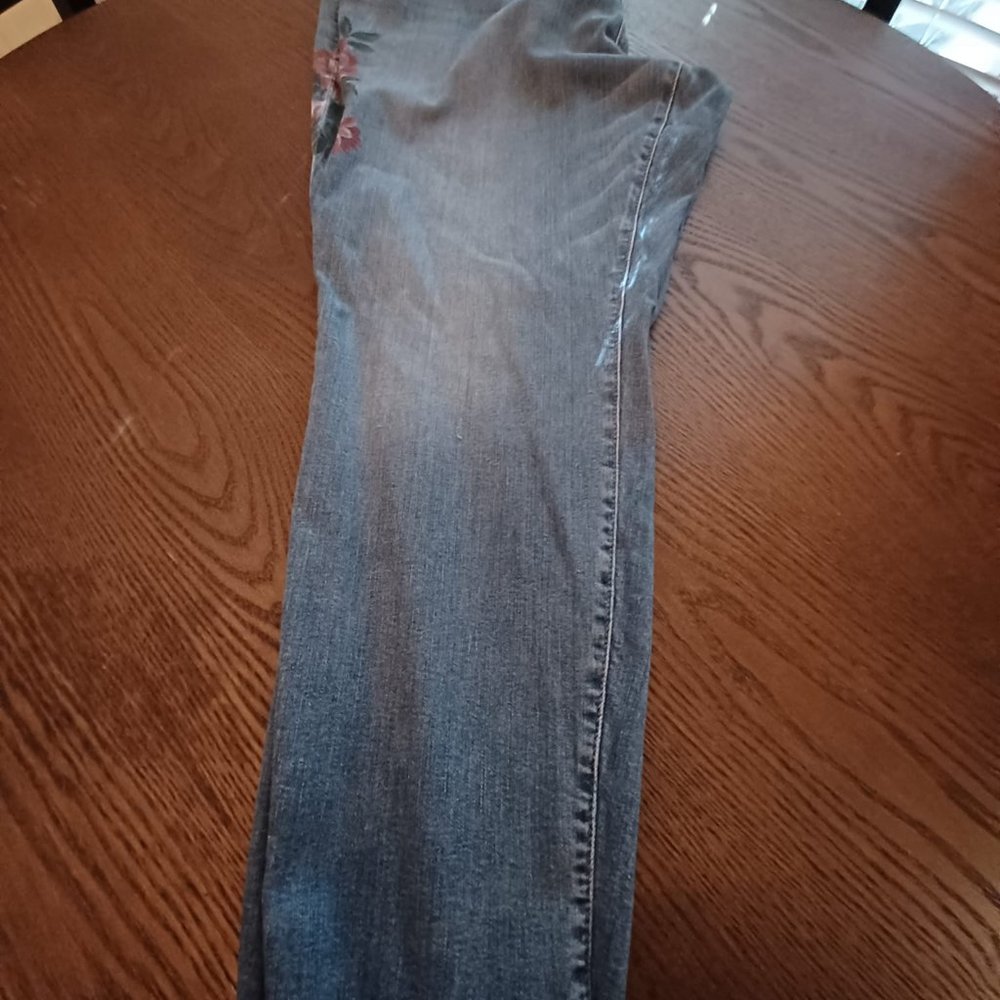Loft Jeans Floral on side with rip